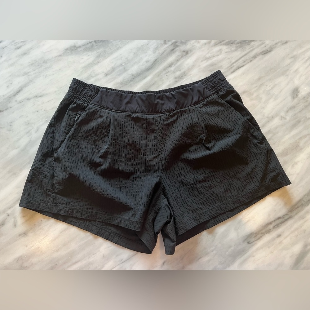 Athleta Textured Brooklyn Shorts